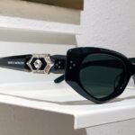 Ruvy Van – Sunglasses from 2025 Collection - Image 4