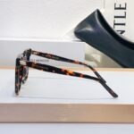New Her – Sunglasses from 2025 Collection - Image 10